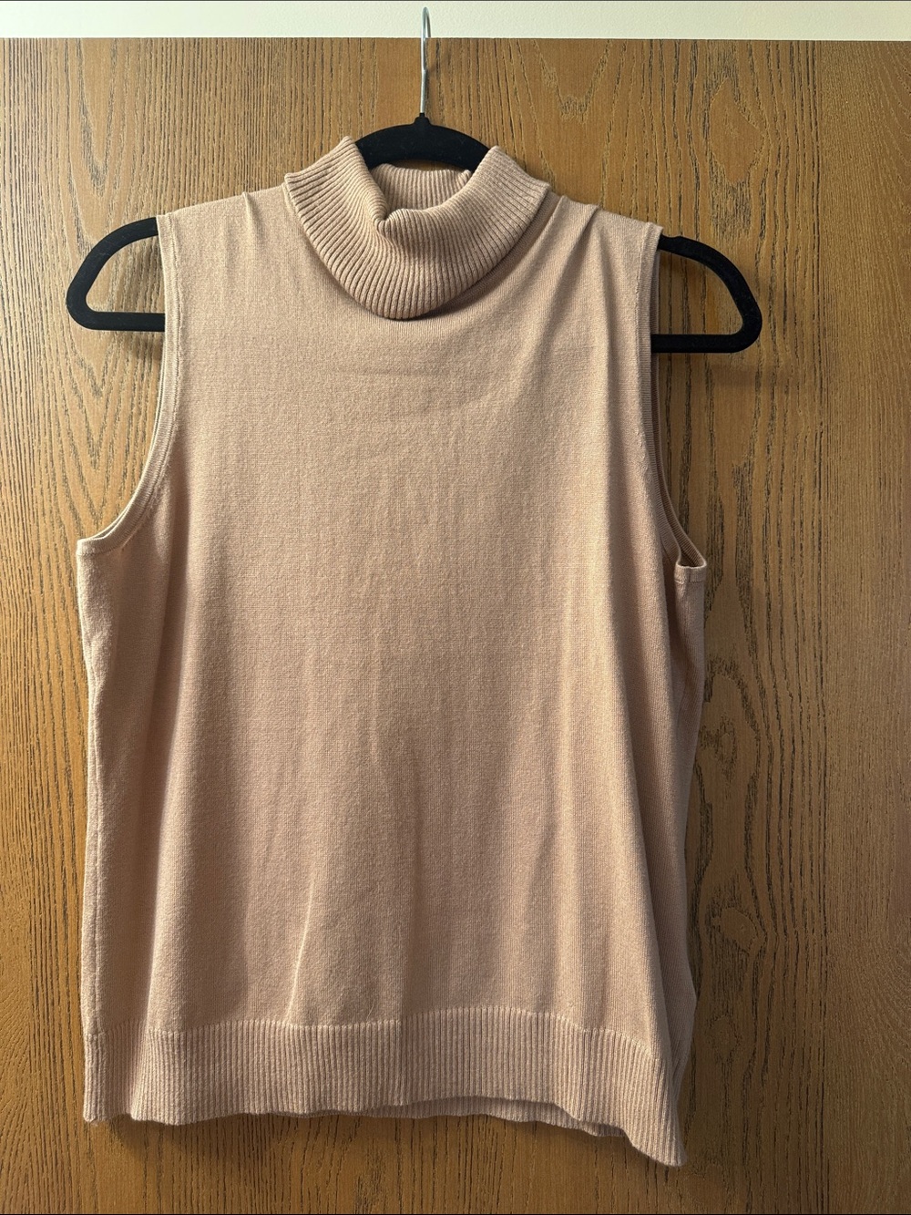 Cable & Gauge Sleeveless Turtleneck Top